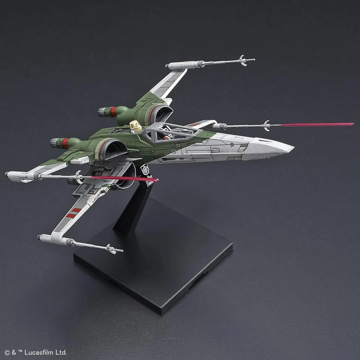 Star Wars X-Wing Fighter Model Kit 1:72 Scale