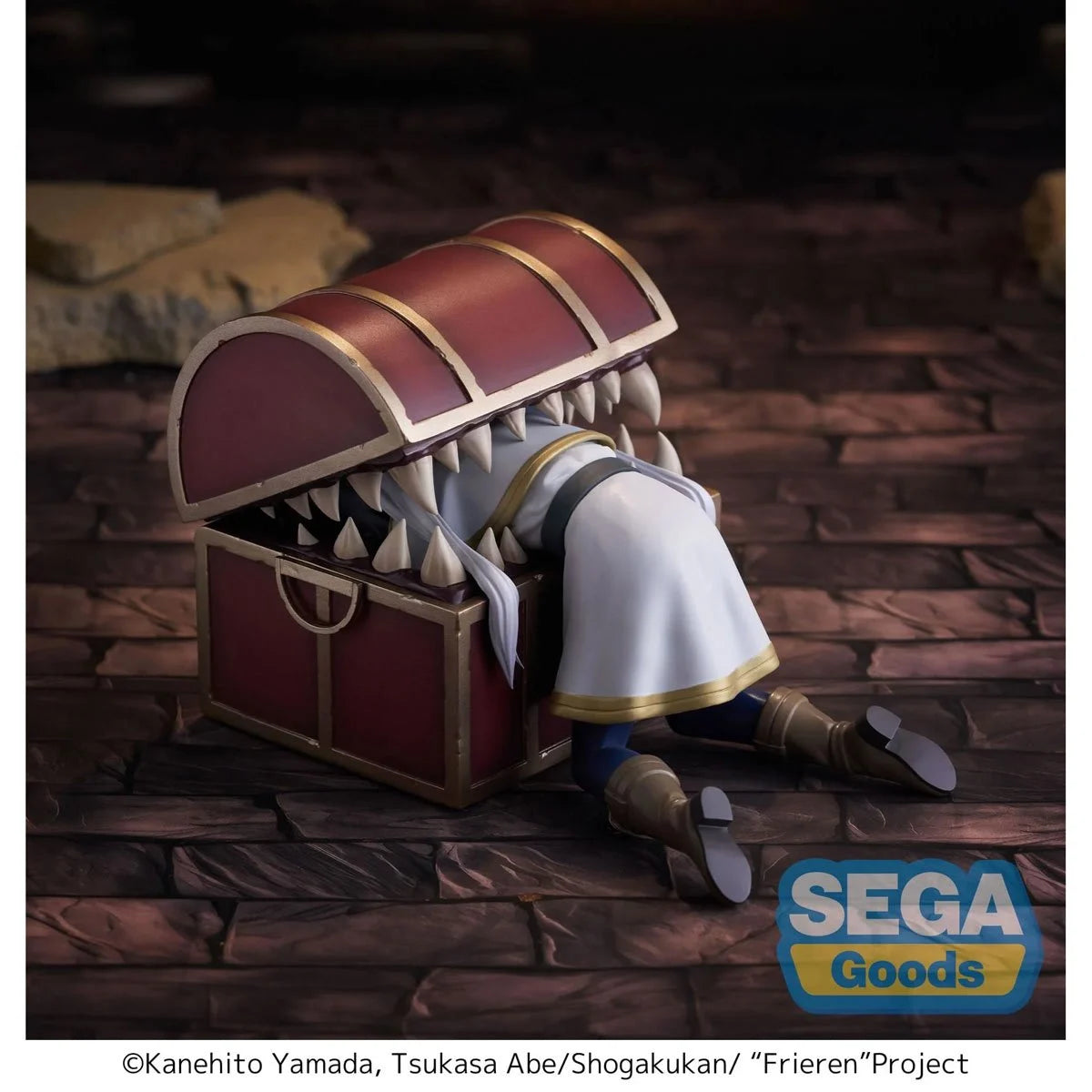 Frieren in Mimic Luminasta Plus Statue