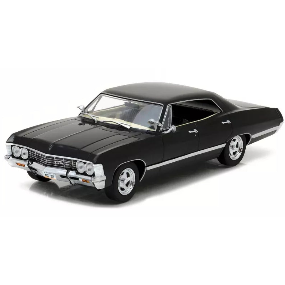 Greenlight 1967 Chevrolet Impala Sport Sedan Tuxedo Black 1/24 Diecast Model Car