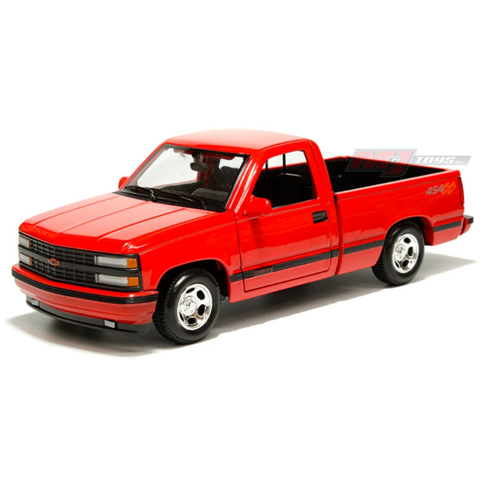 Maisto 1:24 1993 Chevrolet 454 SS Pickup – Red, Black – Special Edition – Display Tray Set of 4