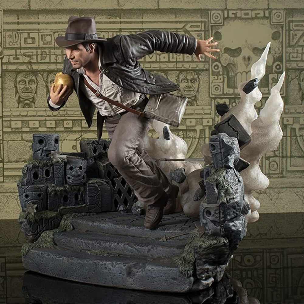 Indiana Jones and The Raiders of The Lost Ark: Escape with Idol Deluxe Gallery Statue