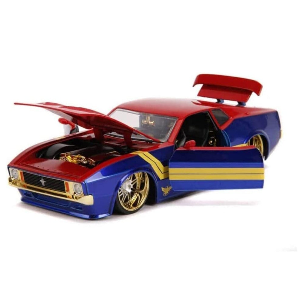 Jada 1:24 Diecast 1973 Ford Mustang Mach 1 with Captain Marvel Figure