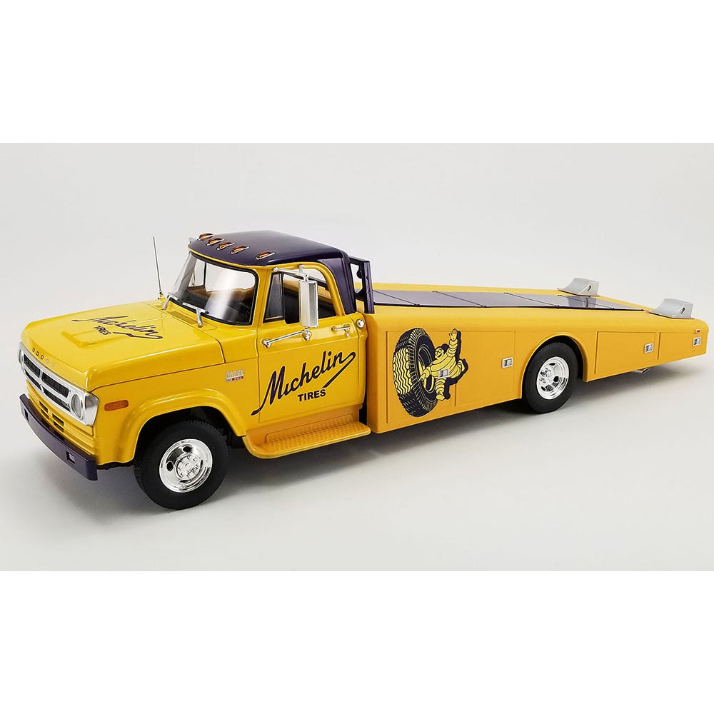 ACME 1:18 1970 Dodge D-300 Ramp Truck (Yellow)