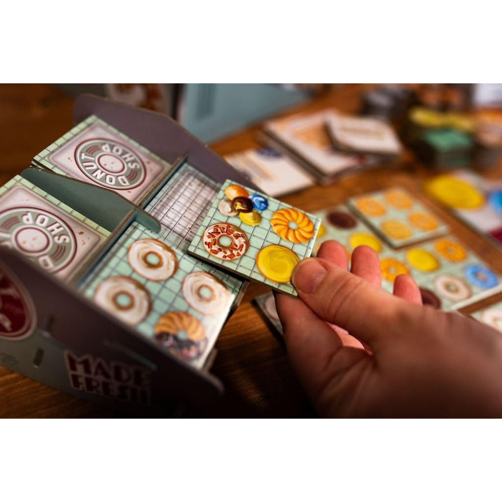 Donut Shop: Build Displays and Box Donuts - Strategy Board Game