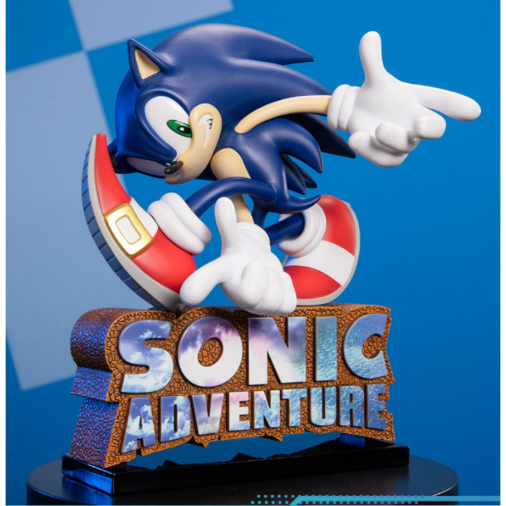 Sonic Adventure: Sonic The Hedgehog 9-Inch Tall Statue