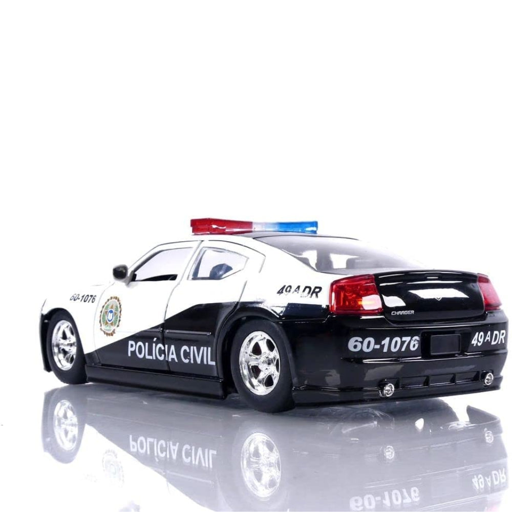 Fast &amp; Furious 1:24 2006 Dodge Charger Police Car Die-Cast Car