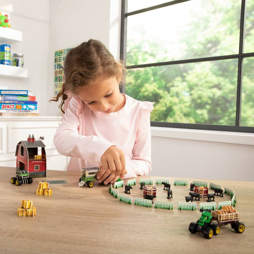 John Deere Buildable Barn Set