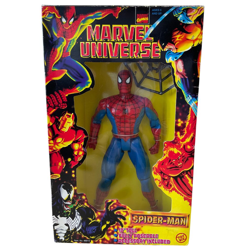 Marvel Universe Spider-Man 10-Inch Fully Poseable Action Figure with Accessory