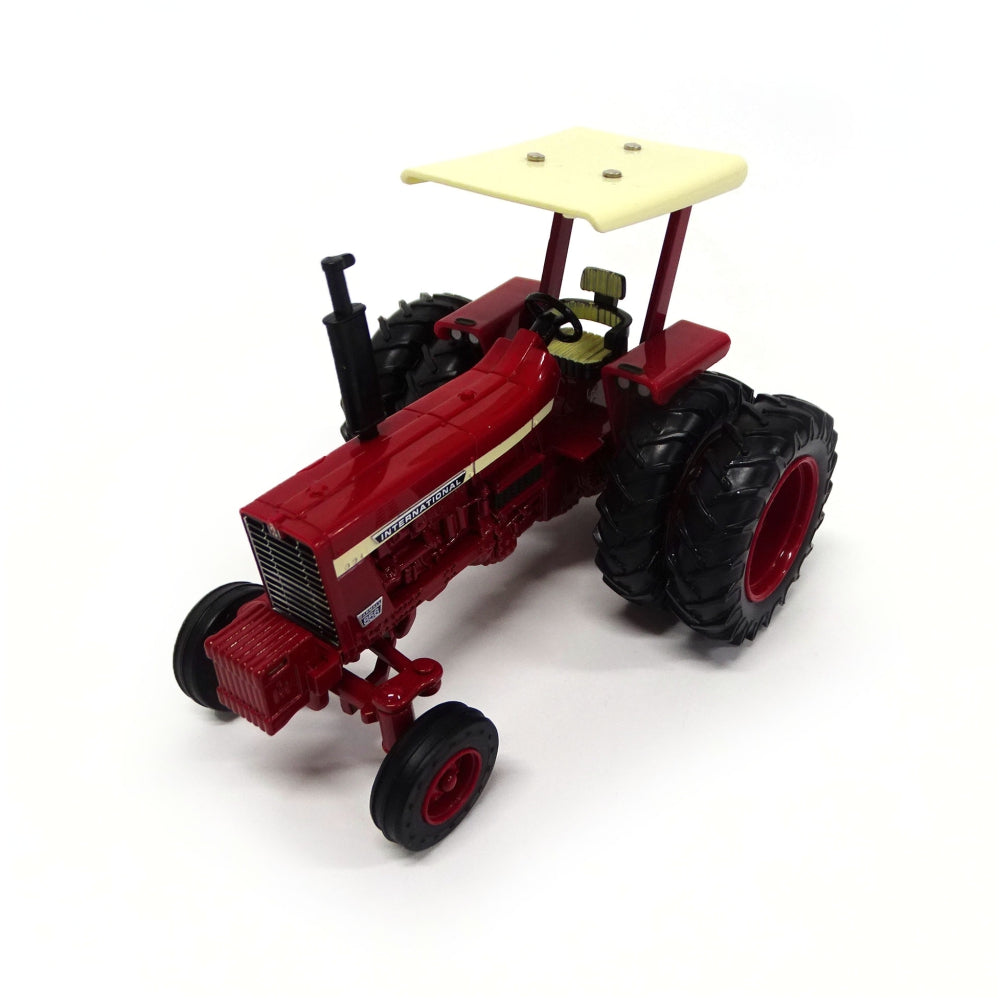 ERTL 1/32 Farmall 856 Wide Front with Duals and ROPS 44271