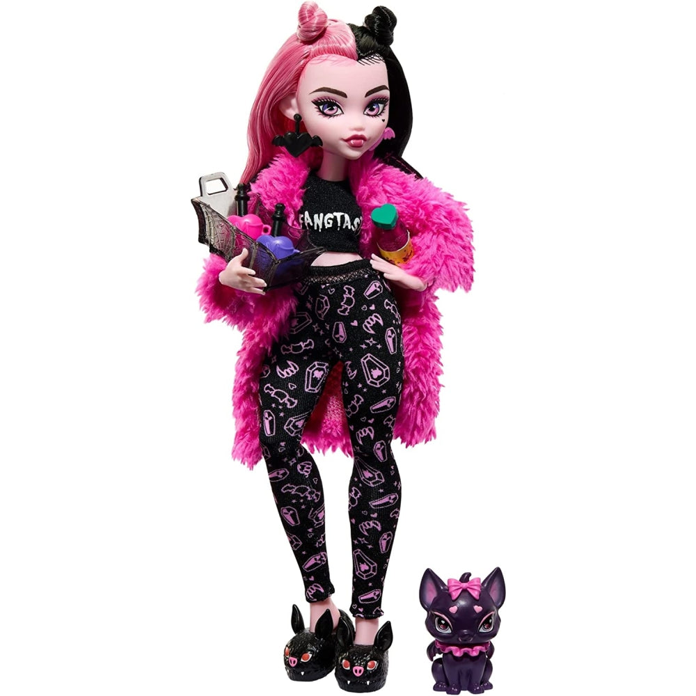 Monster High Doll and Sleepover Accessories, Draculaura Doll Pet Bat Count Fabulous, Creepover Party