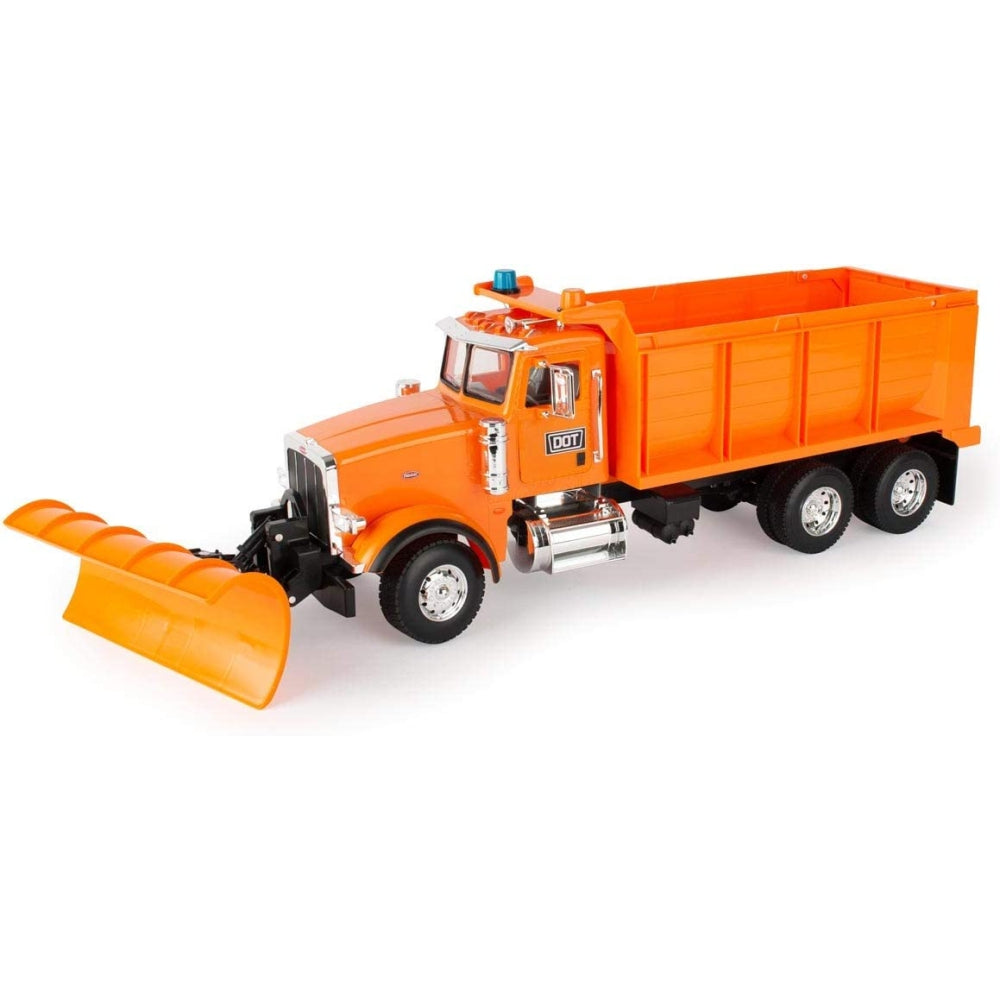 ERTL 1/16 Big Farm Peterbilt Model 367 with Snow Plow