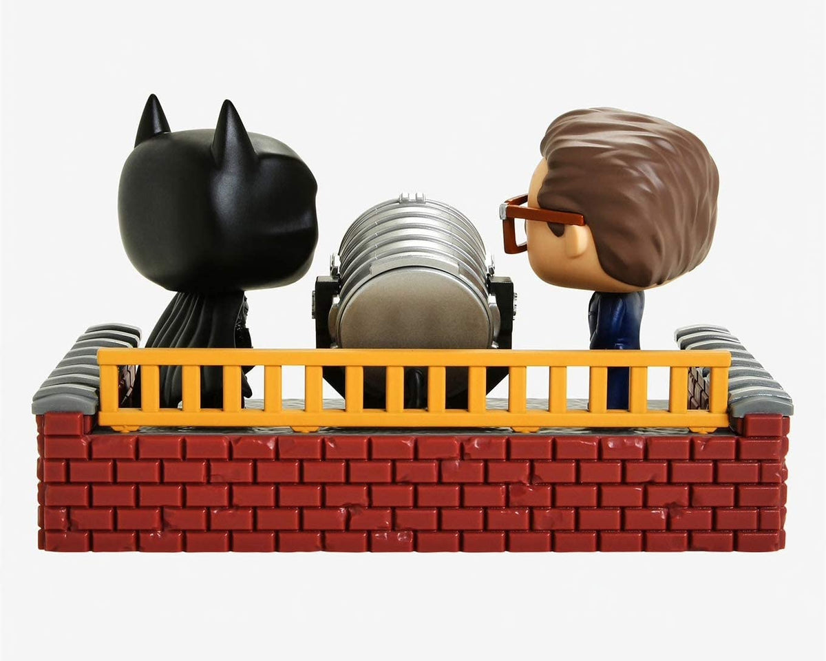 Funko Pop! Movie Moment: Batman 80th - Batman with Light Up Bat Signal